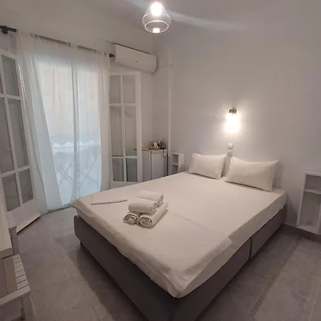 Kondilw Kalamitsi (Lefkada)