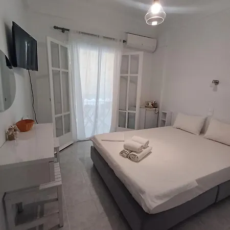 Guest house Kondilw Kalamitsi (Lefkada)